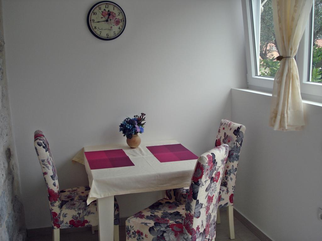 Kotor Kelly Apartments Pokoj fotografie
